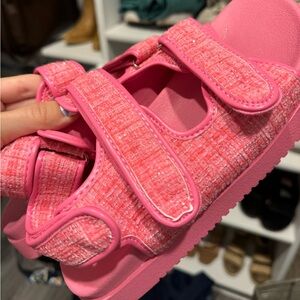 Pink tweed sandals